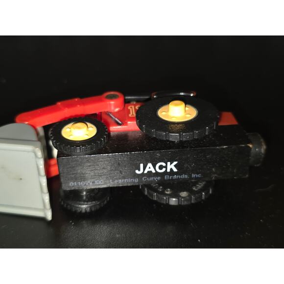 Thomas & Friends Wooden Railway Jack The Front Loader Train Tank Engine - Picture 7 of 7